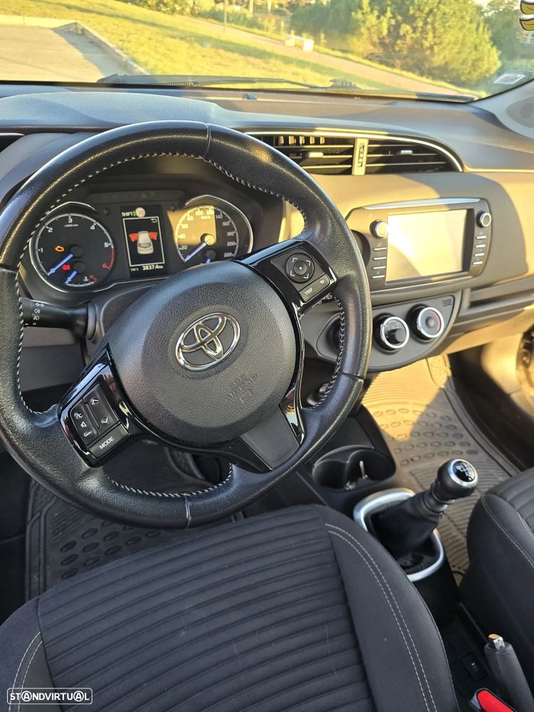 Toyota Yaris - 6