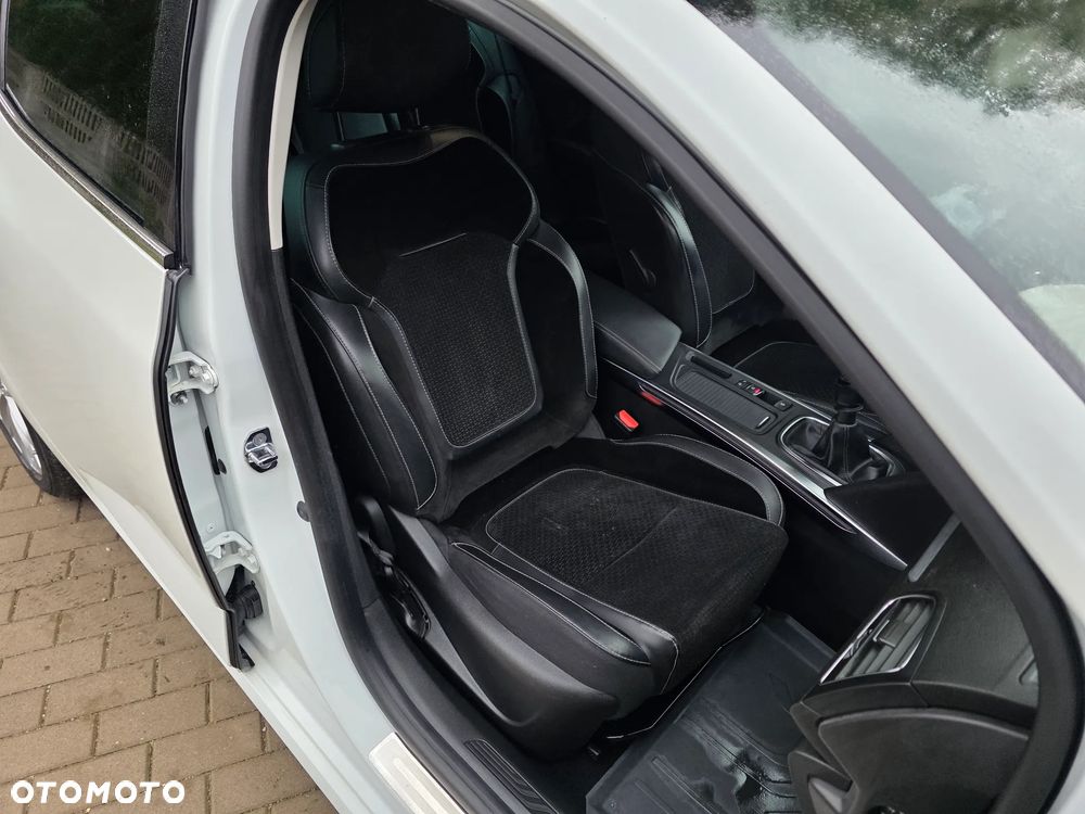 Renault Megane 1.2 Energy TCe Intens - 16