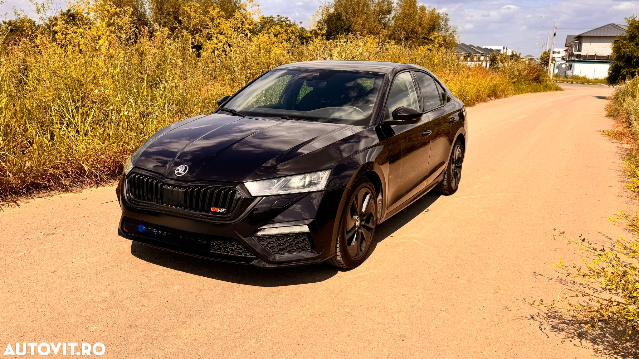 Skoda Octavia 2.0 TSI DSG RS - 33