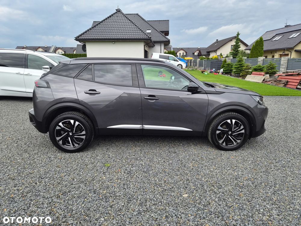 Peugeot 2008 PureTech 130 EAT8 Allure Pack - 4