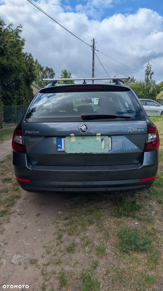 Skoda Octavia ver-1-5-tsi-gpf-act-ambition - 8