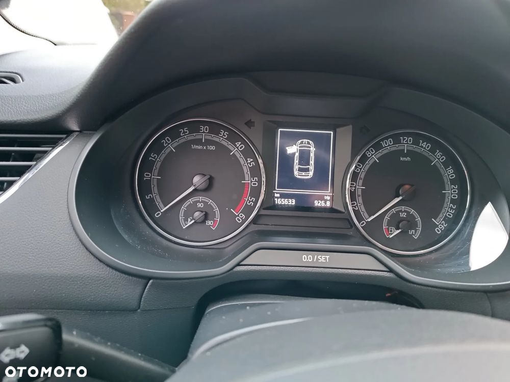 Skoda Octavia 1.6 TDI Ambition - 9