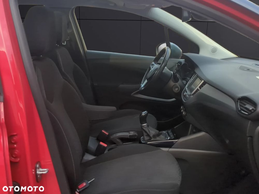 Opel Crossland X 1.2 T Enjoy S&S - 17