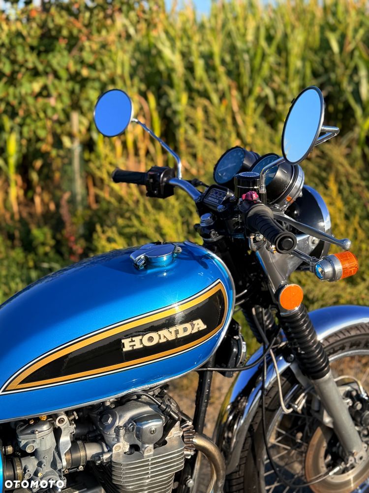 Honda CB - 12