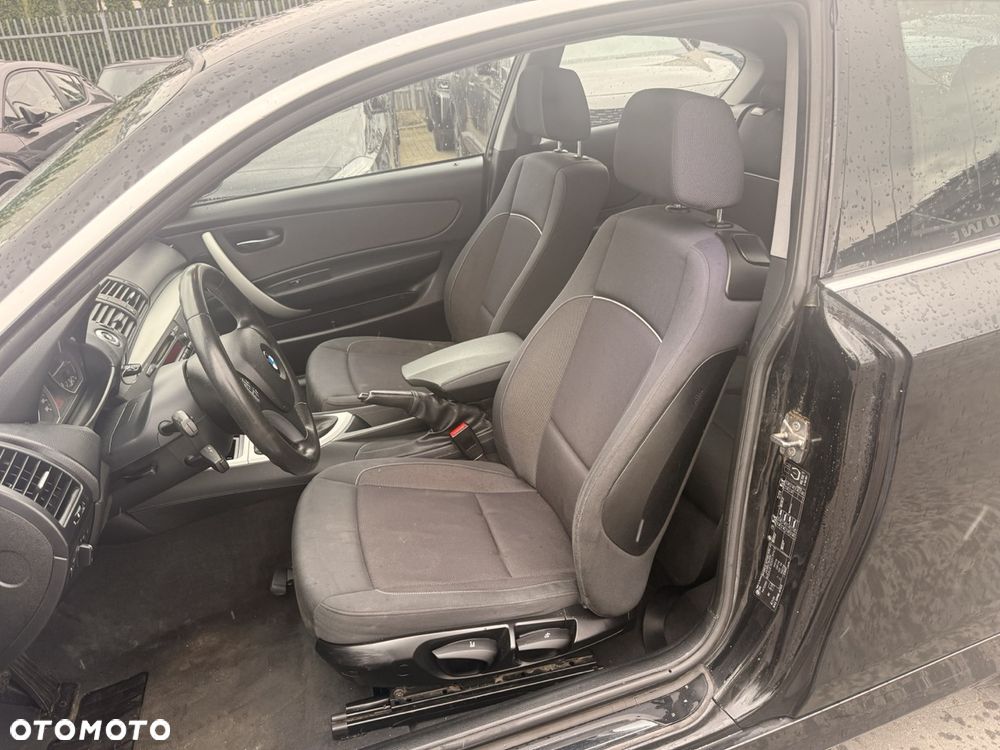 BMW Seria 1 123d - 11