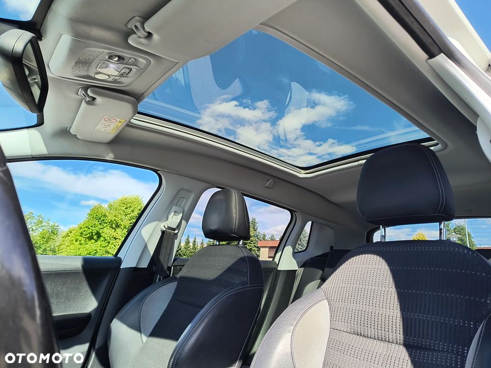 Peugeot 2008 1.6 BlueHDi Allure - 11