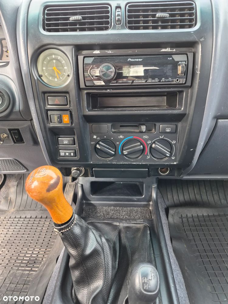 Toyota Land Cruiser KJ90 3.0 TD - 17