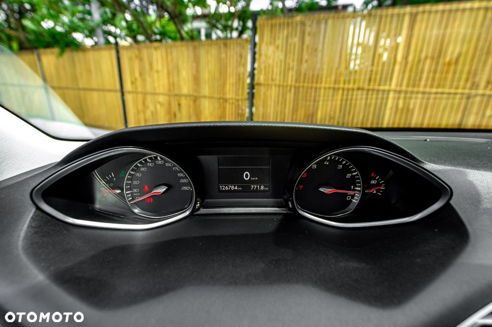 Peugeot 308 155 THP Premium - 24