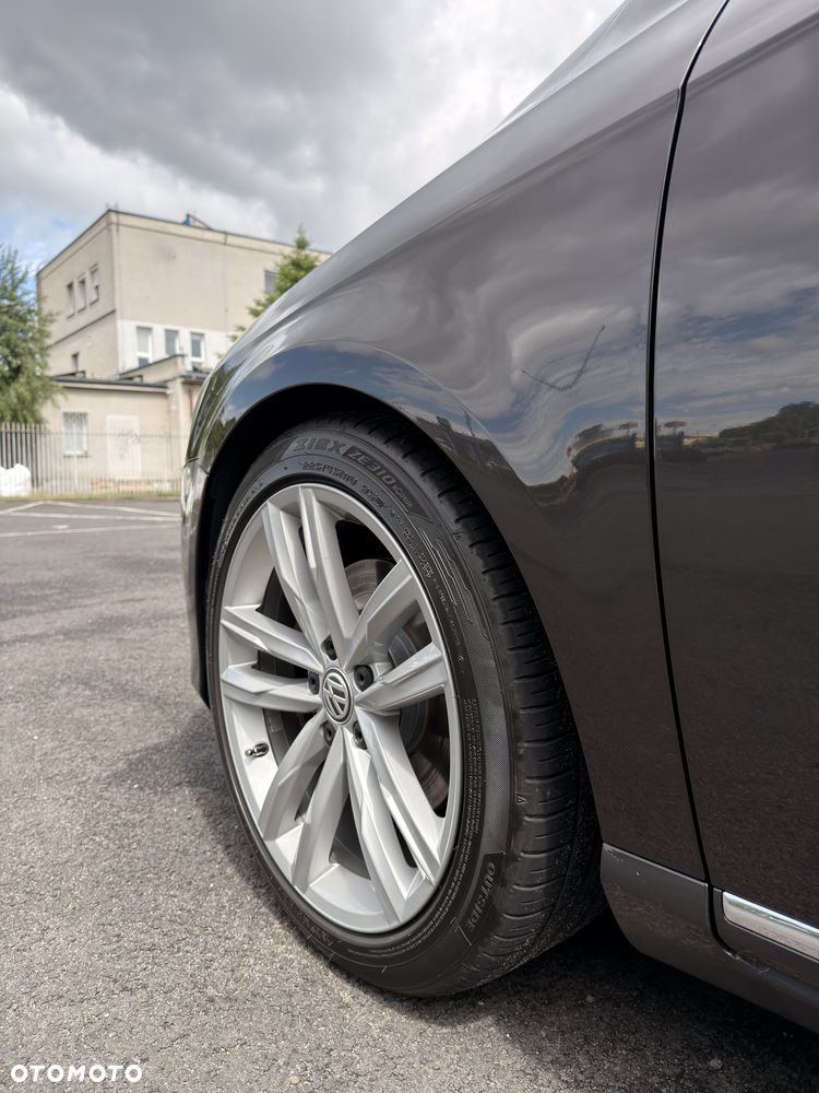 Volkswagen Passat 2.0 TDI DPF Highline DSG - 15