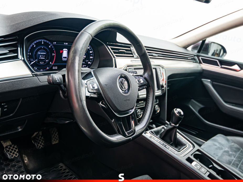 Volkswagen Passat 2.0 TDI BMT Highline - 9
