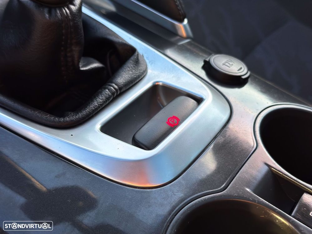 Peugeot 3008 1.6 HDi Executive - 13