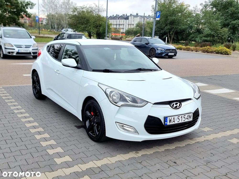 Hyundai Veloster 1.6 Style - 31