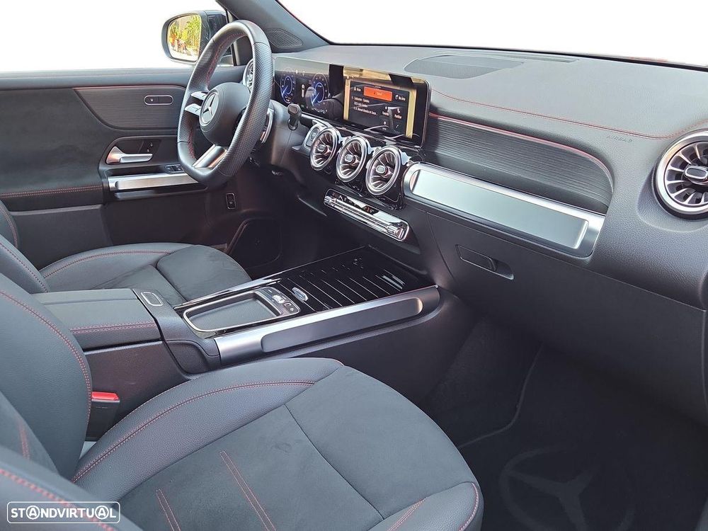 Mercedes-Benz EQB 250+ AMG Line - 25