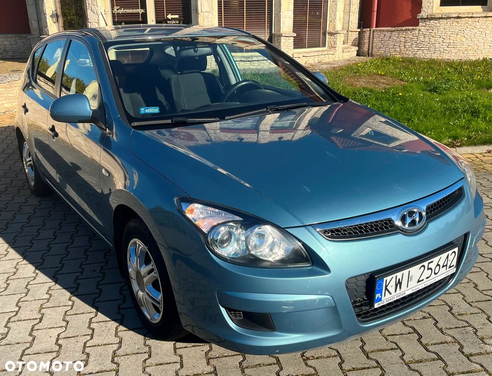 Hyundai i30 1.4 Classic + - 4
