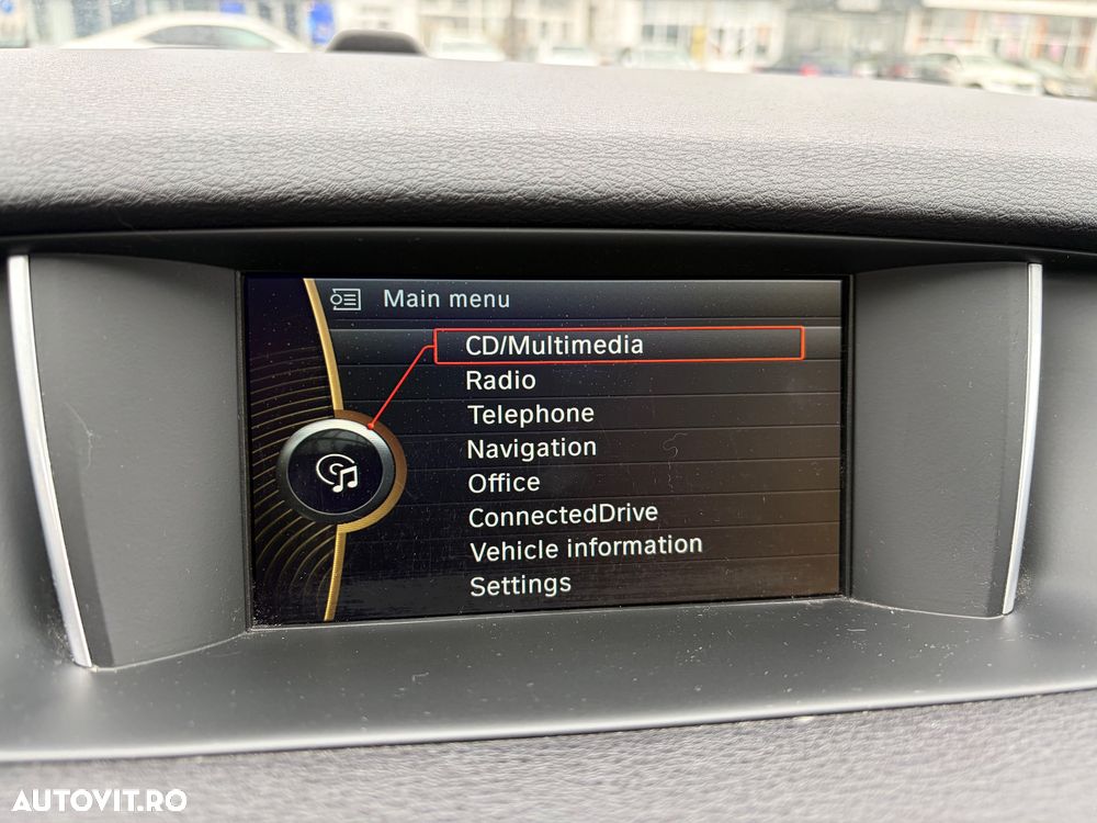 BMW X1 xDrive20d Sport Line - 30