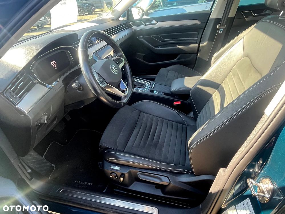 Volkswagen Passat 2.0 TDI Elegance DSG - 5