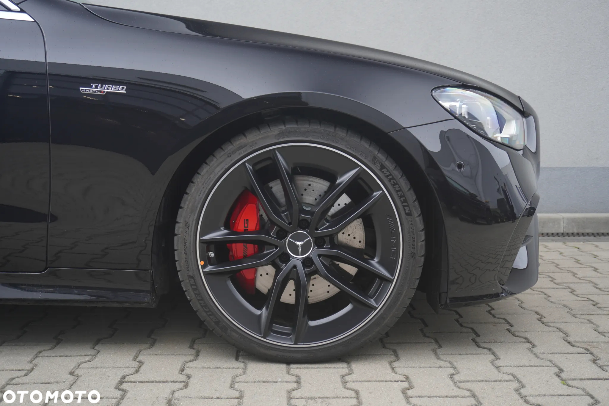 Mercedes-Benz Klasa E AMG 53 Kabriolet 4-Matic+ 9G-TRONIC - 9