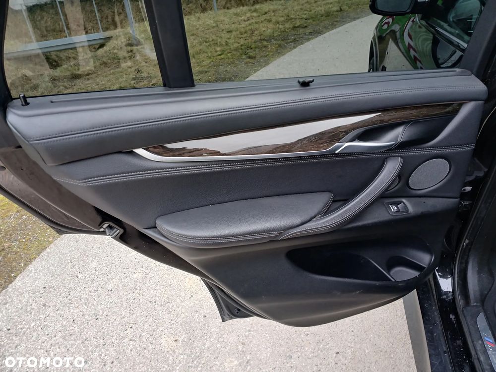 BMW X5 xDrive40d Sport-Aut - 19