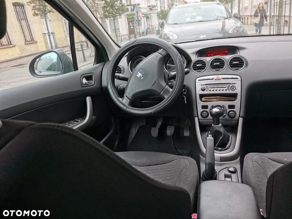 Peugeot 308 1.6 Premium - 6