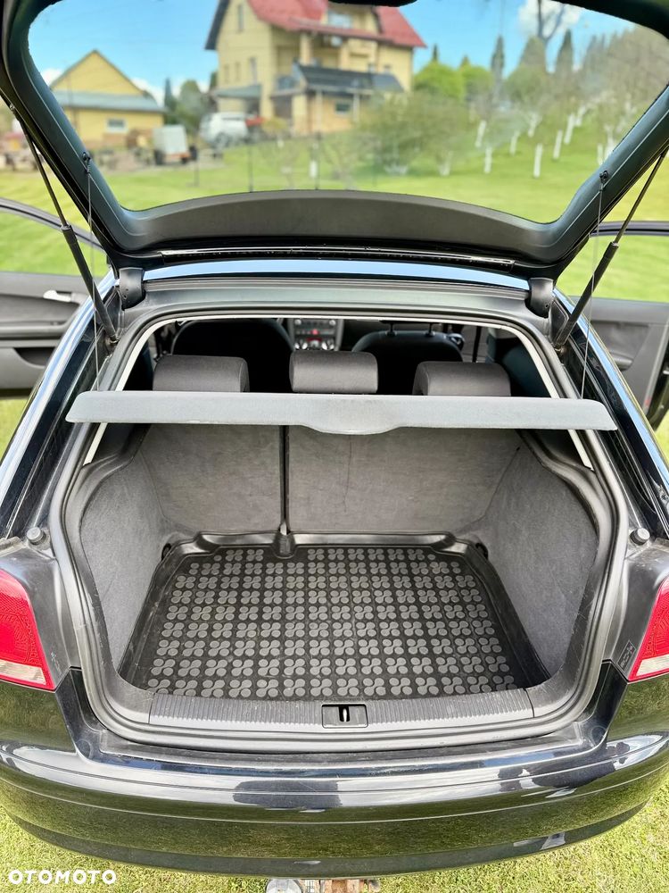 Audi A3 3-drzwiowe 1.9 TDI DPF Ambiente - 11