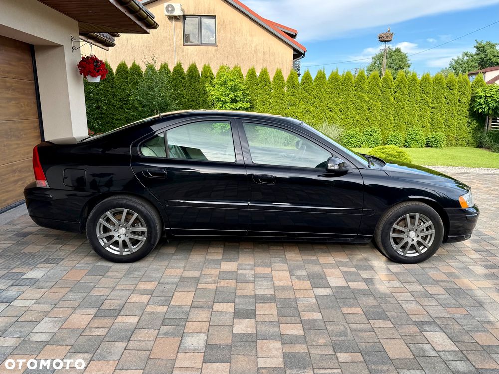 Volvo S60 2.4 Summum - 6