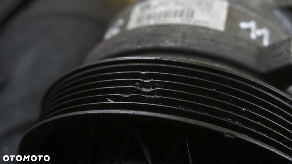 BMW 7 E65 E90 E60 3.0 D 08r 231KM 306D3 pompa wspomagania 6781267 - 5