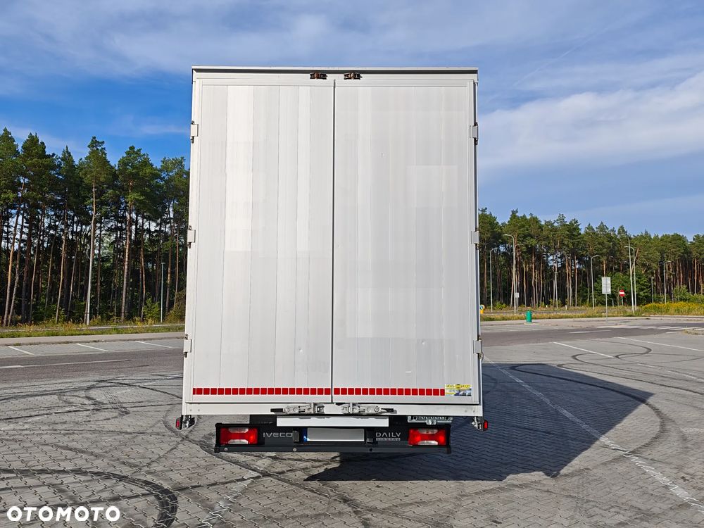Iveco DAILY 50C15 BLIŹNIAK** Skrzynka-Plandeką+2x FIRANKA + PAKA dł.610cm/wys.255cm + rozstaw osi 4750cm** POLSKI SALON** 225 tyś KM** DMC do 3.5T kat.B** - 5