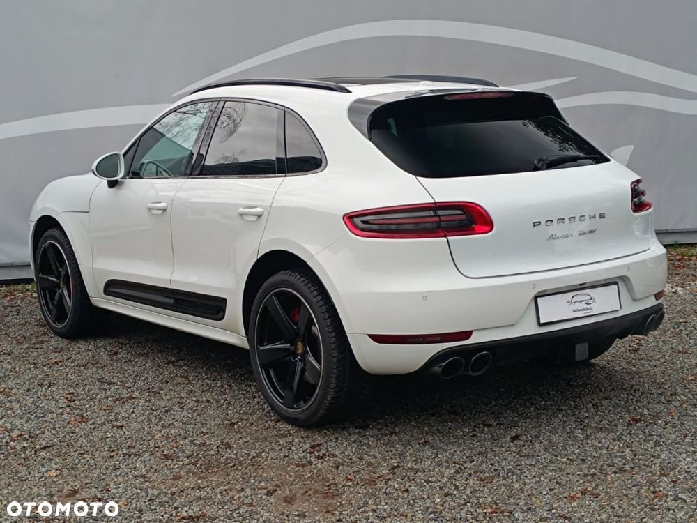 Porsche Macan - 16