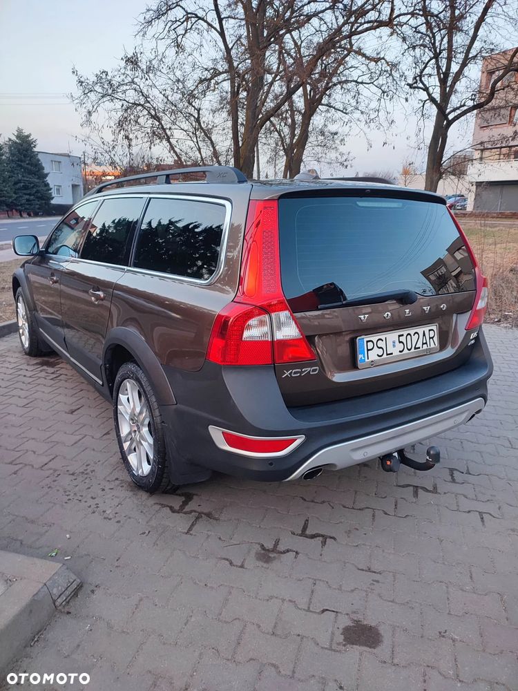 Volvo XC 70 D5 AWD Summum - 10