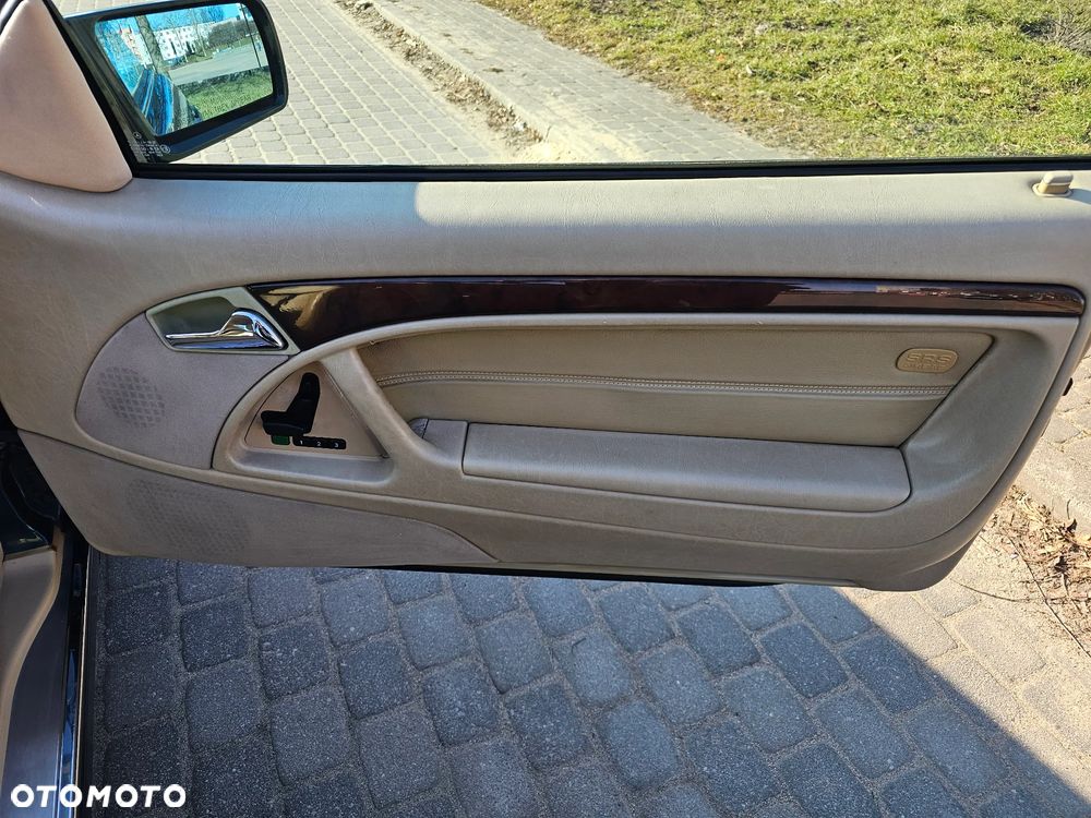 Mercedes-Benz SL - 13