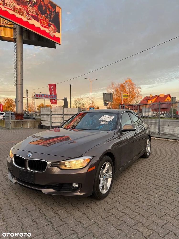 BMW Seria 3 328i Sport-Aut - 1