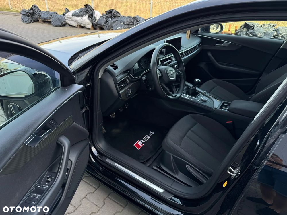 Audi A4 Avant - 21