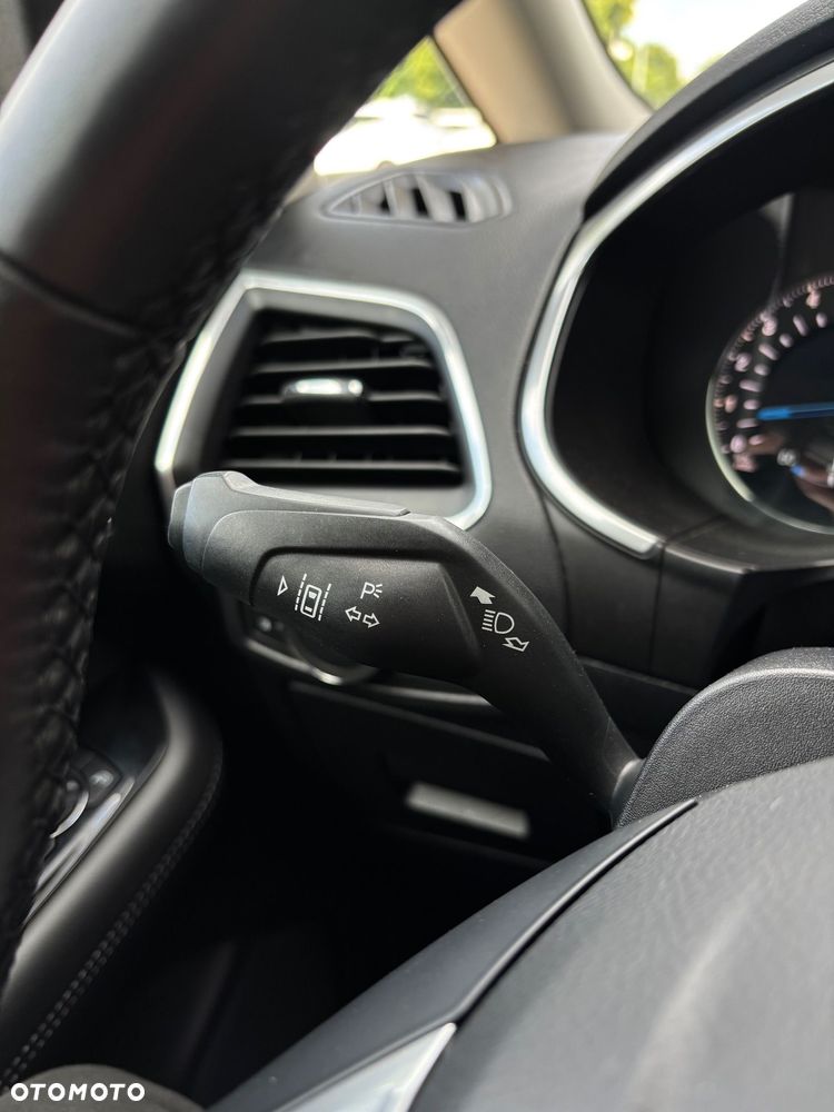 Ford S-Max 2.0 TDCi Titanium - 18