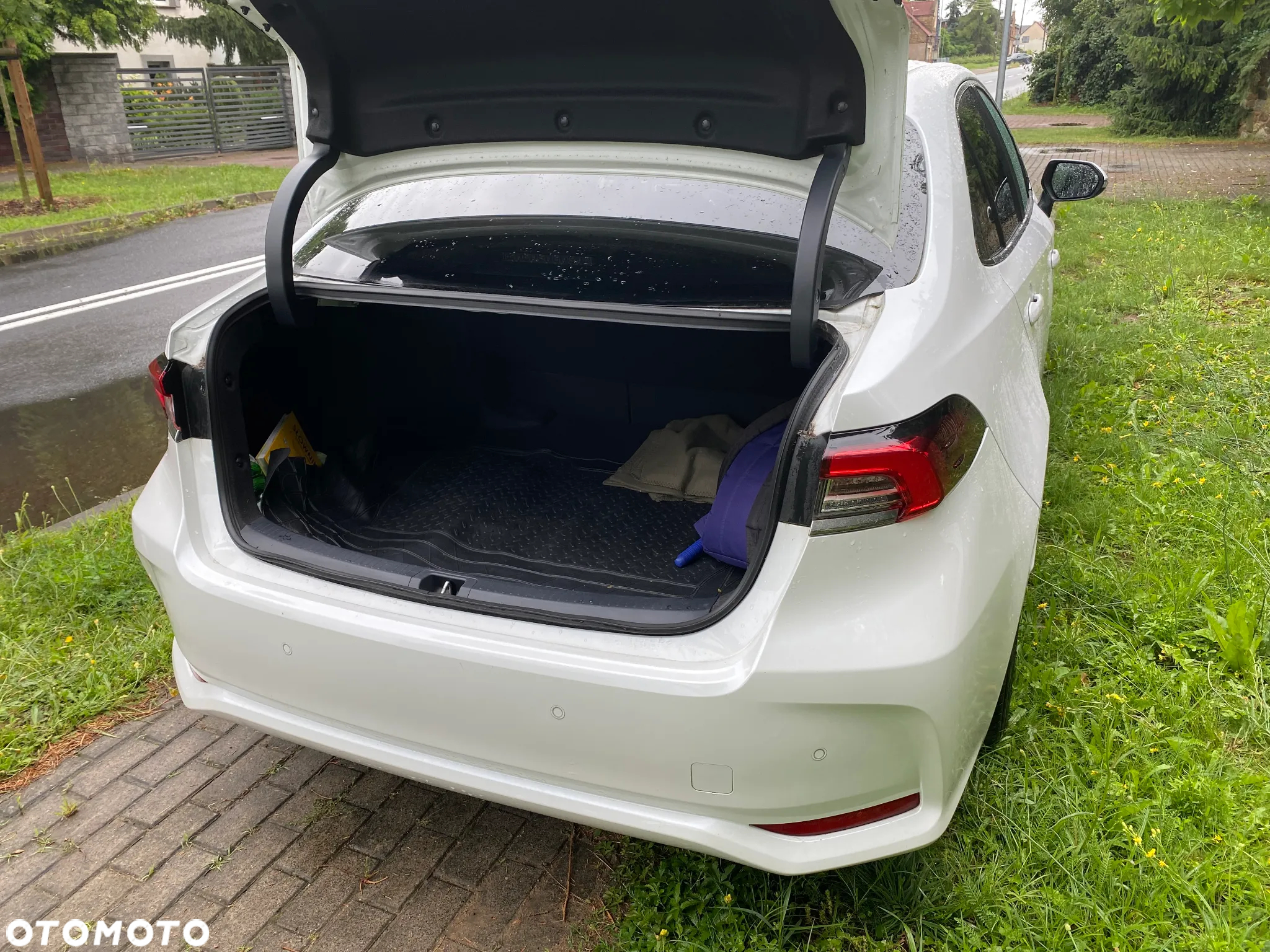 Toyota Corolla - 8