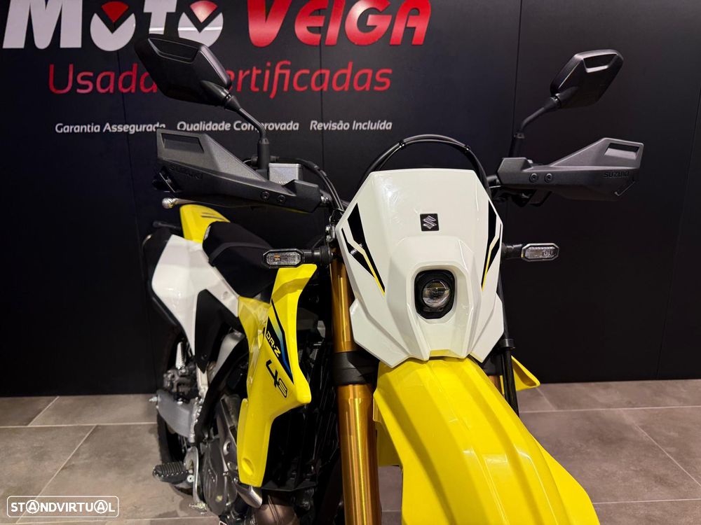 Suzuki DR - 12