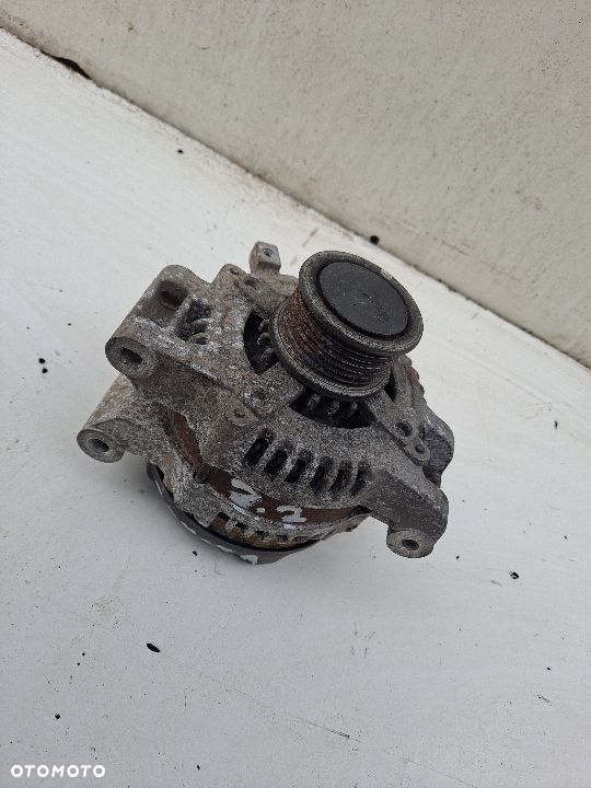 TOYOTA 2.2 D-CAT ALTERNATOR 27060-0G021