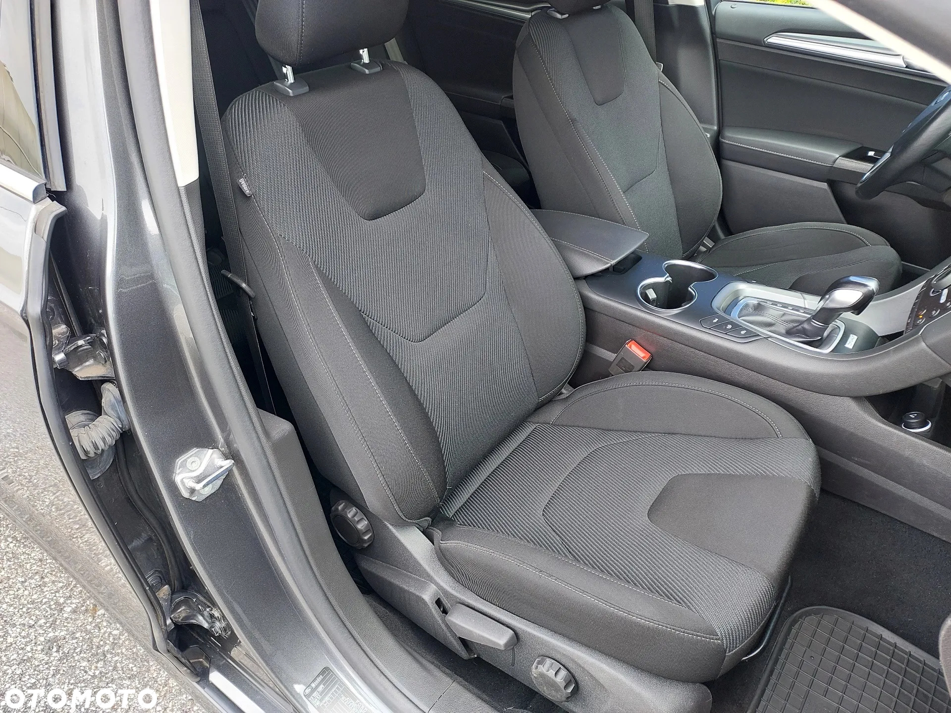 Ford Mondeo 2.0 TDCi Start-Stopp PowerShift-Aut Titanium - 21