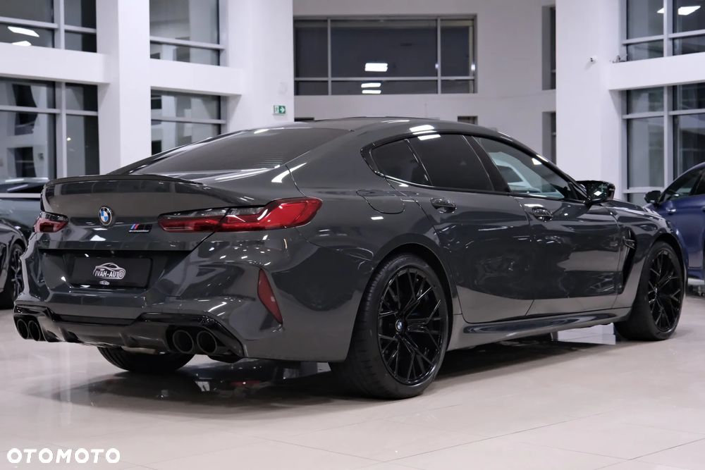 BMW M8 - 12