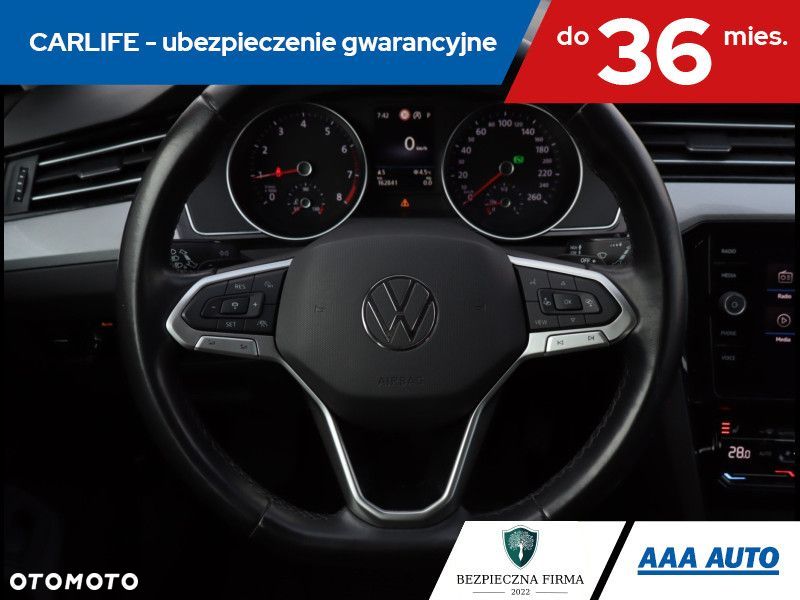 Volkswagen Passat Variant - 18