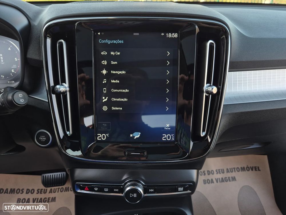 Volvo XC 40 2.0 D4 Momentum Plus AWD - 38