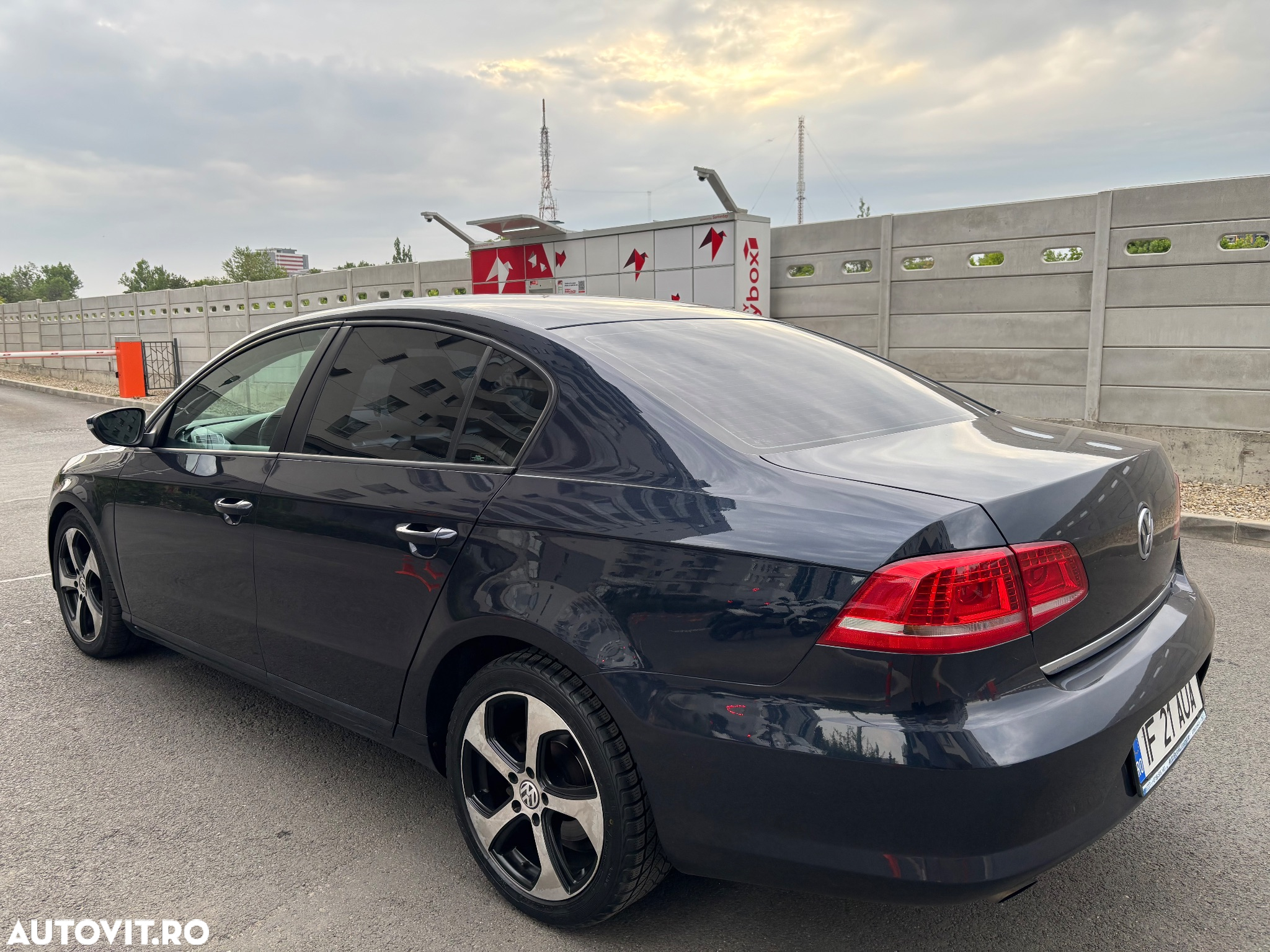 Volkswagen Passat 1.6TDI BlueMotion Tehnology Trendline - 4