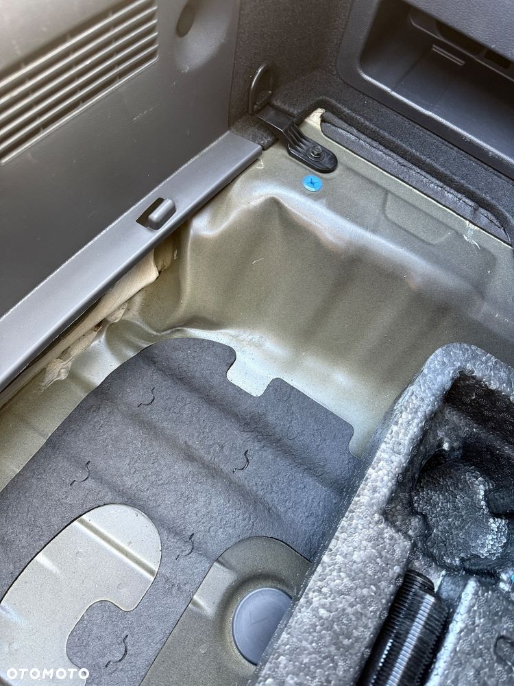 Hyundai IONIQ hybrid Premium - 12