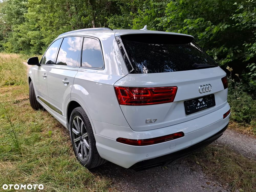Audi Q7 - 5