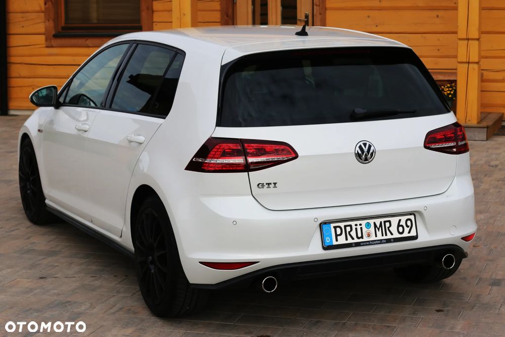 Volkswagen Golf GTI BlueMotion Technology - 11