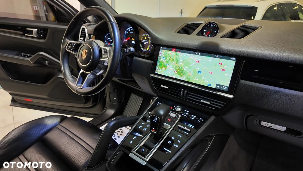 Porsche Cayenne S Platinum Edition - 37