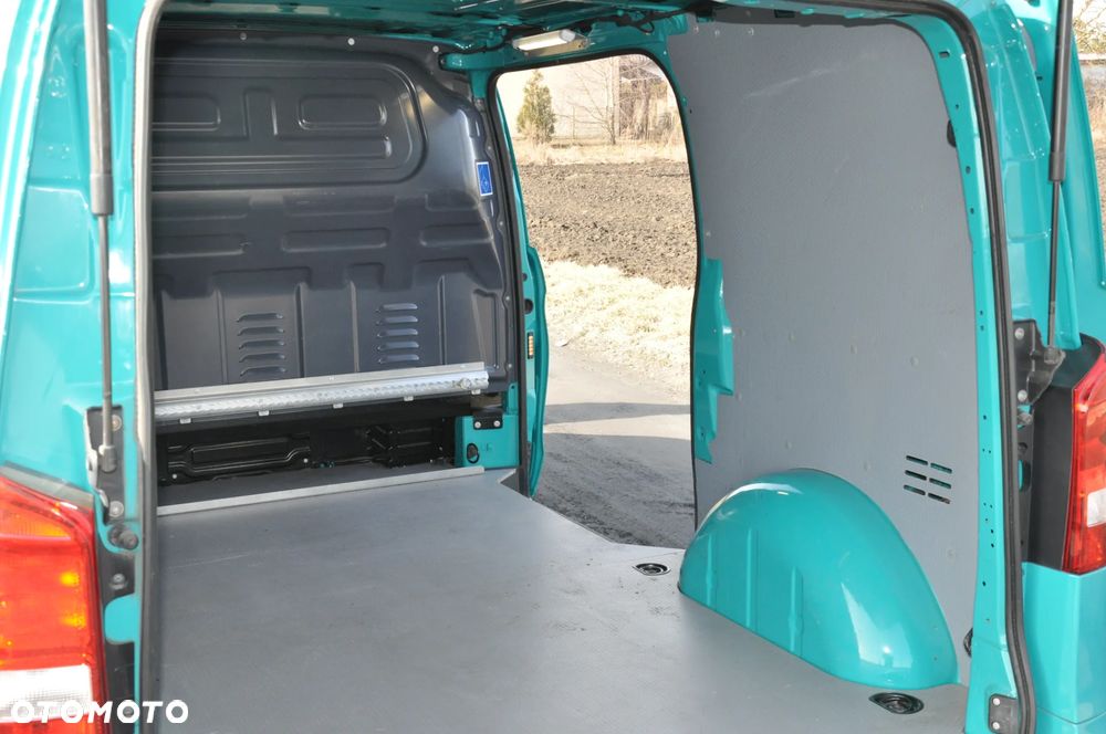 Mercedes-Benz VITO - 18