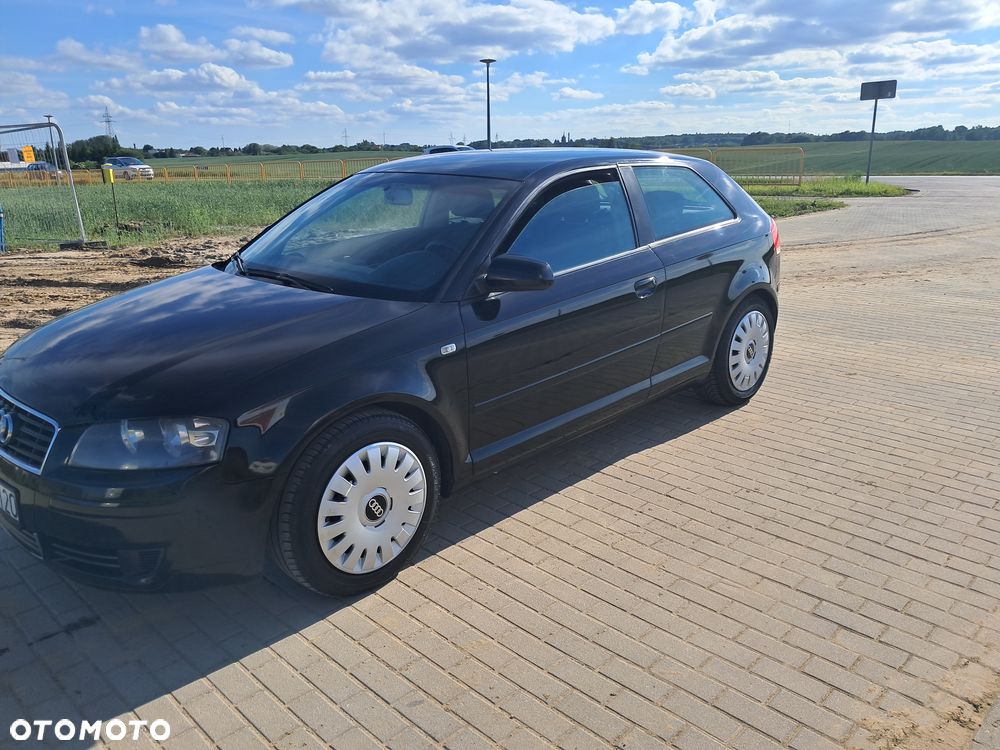 Audi A3 3-drzwiowe 1.6 Ambition - 14