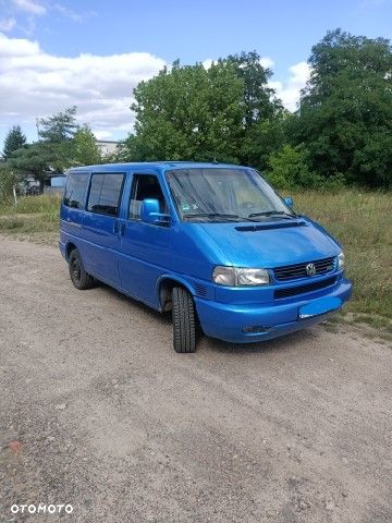 Volkswagen Multivan - 10