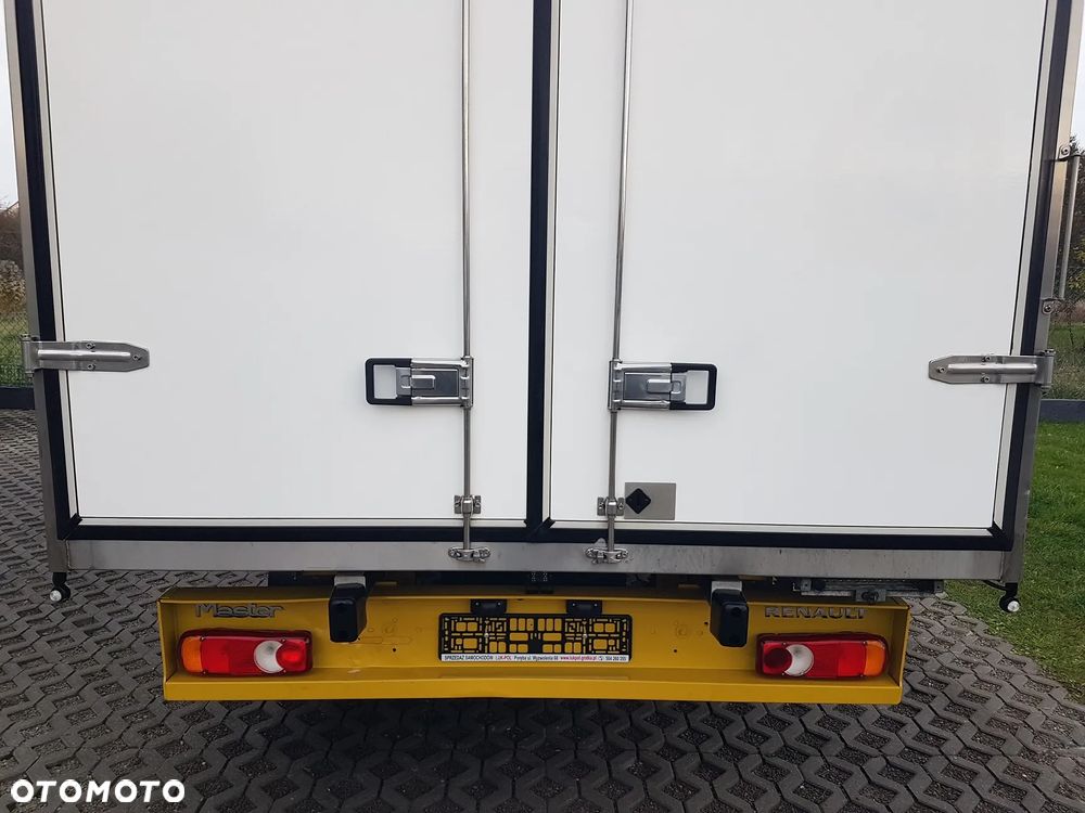 Renault MASTER KONTENER 8EP 4,21x2,23x2,22 KLIMA KRAJOWY MANUAL  6-BIEGÓW - 25