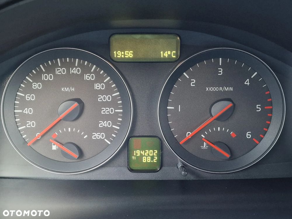 Volvo V50 DPF DRIVe - 32